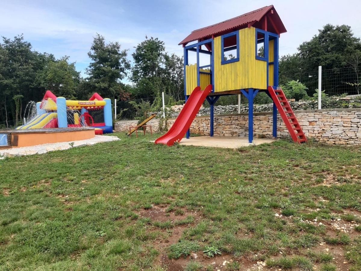 Holiday Park Village Jelovci Kringa 객실 사진