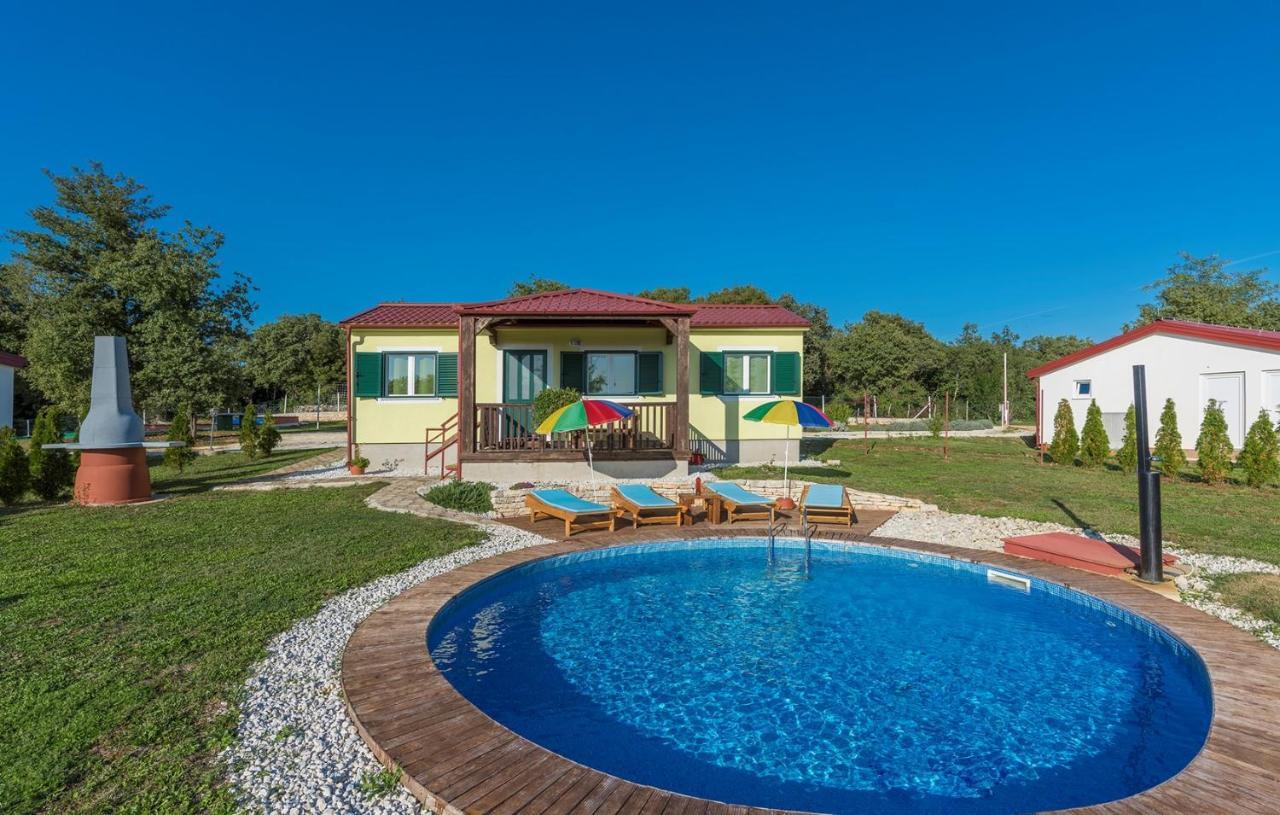 Holiday Park Village Jelovci Kringa 외부 사진