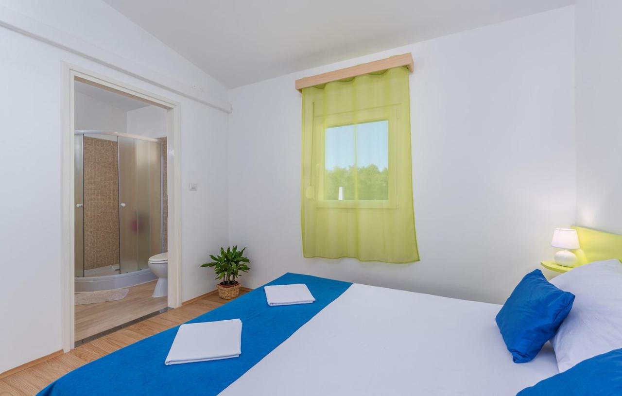 Holiday Park Village Jelovci Kringa 외부 사진