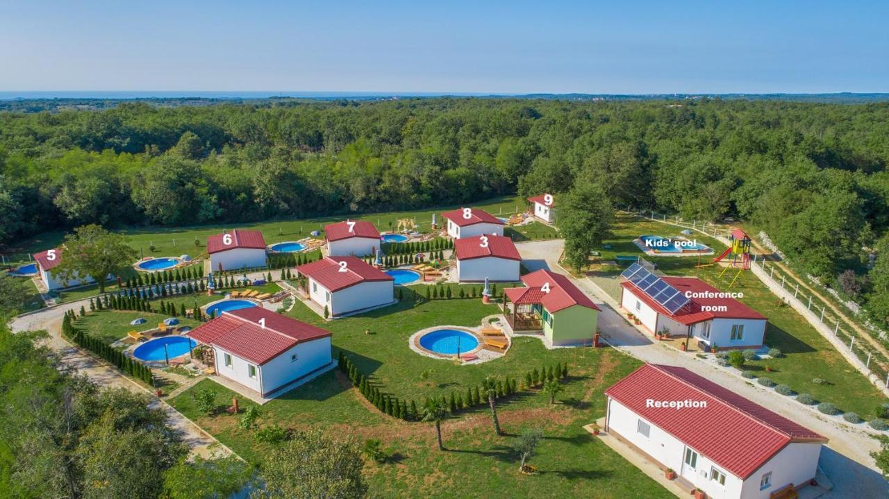 Holiday Park Village Jelovci Kringa 외부 사진
