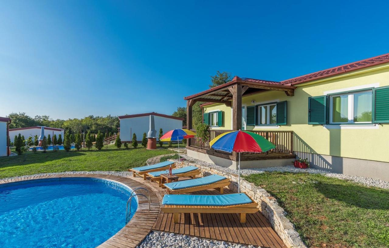 Holiday Park Village Jelovci Kringa 외부 사진